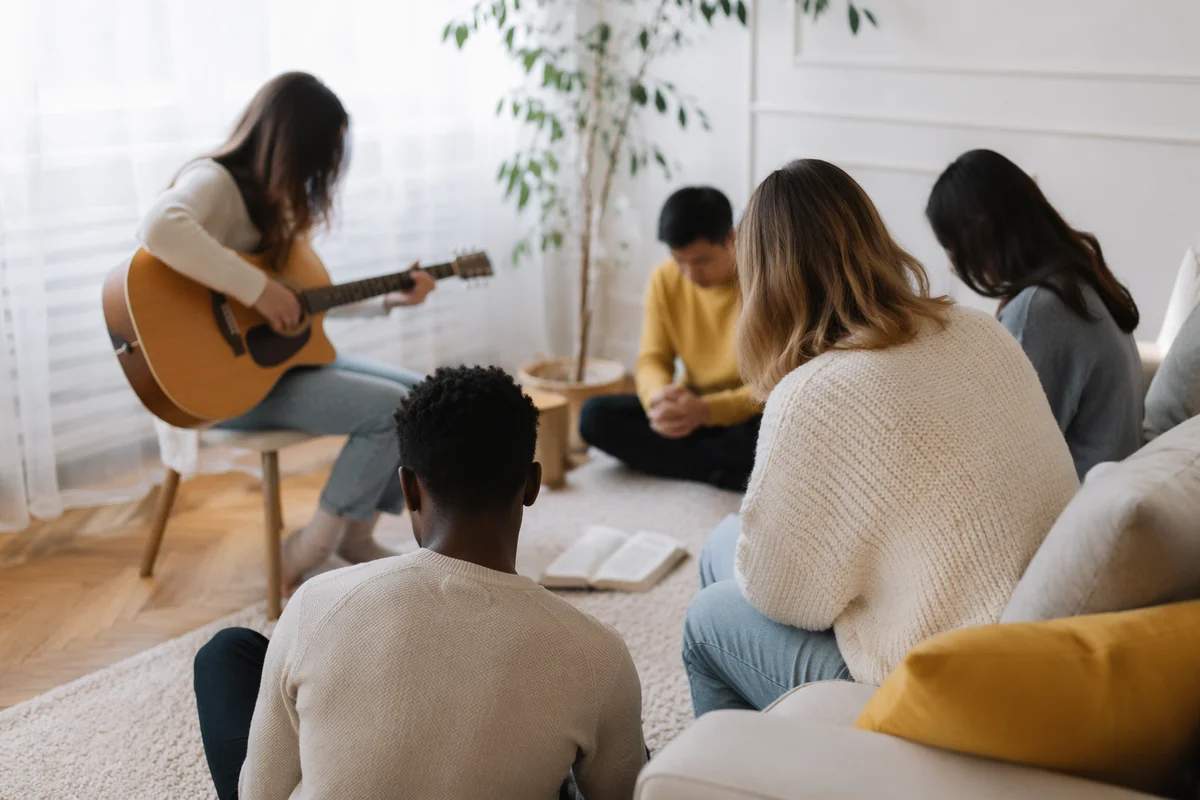 Cozy Home Small Group Acoustic Worship