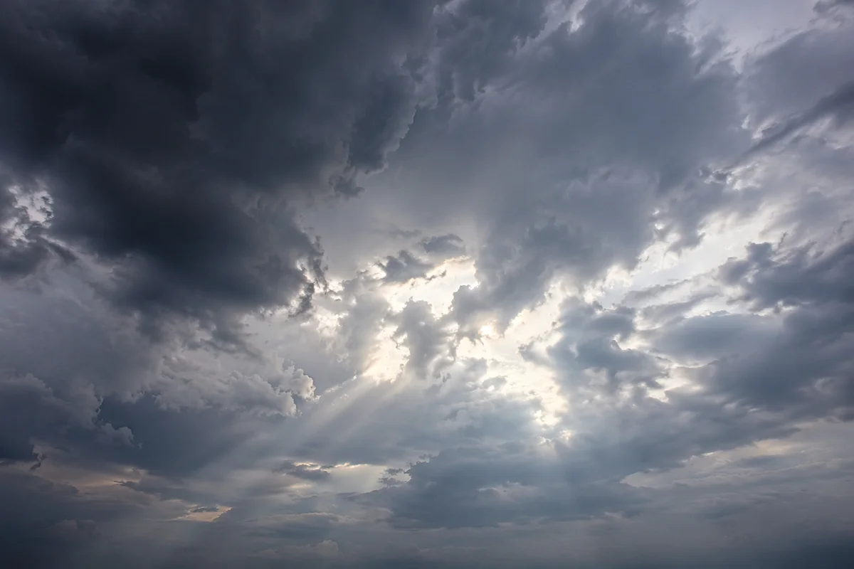 Dramatic Overcast Sky with Layered Storm Clouds