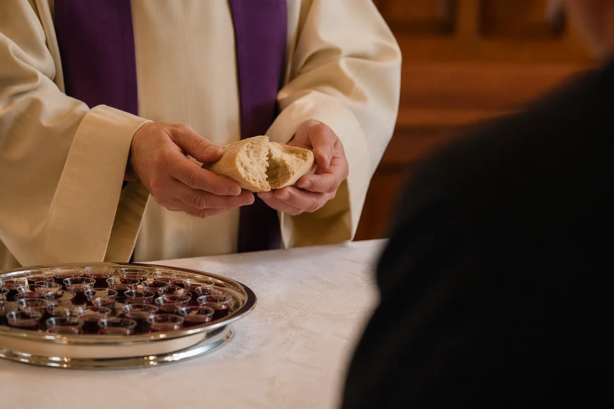 Maundy Thursday Communion Bread Breaking