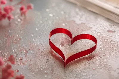 Elegant Red Ribbon Heart on Glass