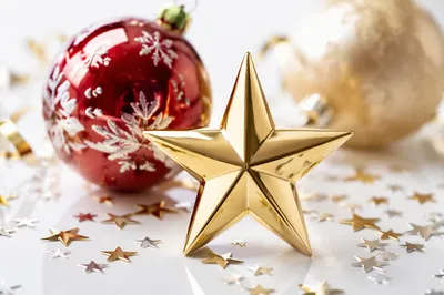 Shiny Gold Star With Festive Ornaments
