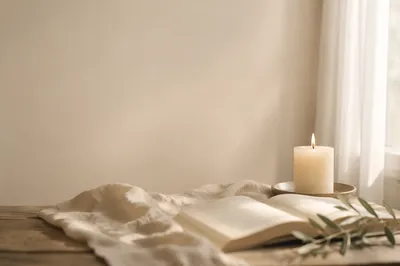 Warm Cream Candle and Linen Table