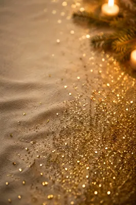 Gold Glitter on Warm Cream Linen