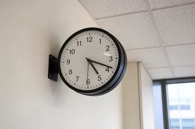 Office Wall Clock for Time Management