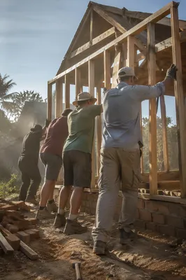 Overseas Volunteers Building Rural Church Together