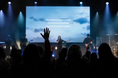 Contemporary Worship Projection Screen in Church