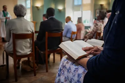 Diverse Congregation Worshiping in Contemporary Chapel