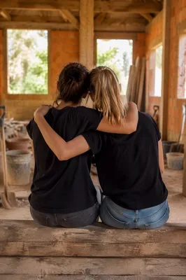 Mission Trip Volunteers Building Together