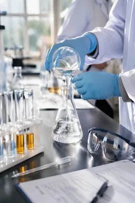 Chemistry Beaker Experiment in School Laboratory