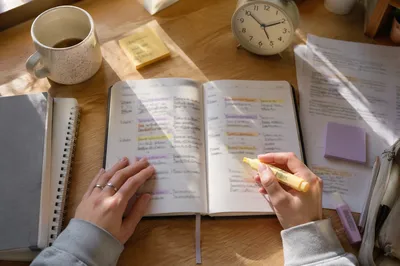 Student Planner with Highlighted Study Schedule