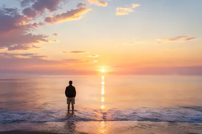 Hopeful Sunrise Over Endless Ocean