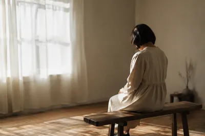 Quiet Humility in Gentle Morning Light