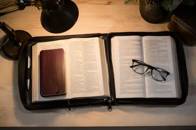 Bible Commentary Study Desk with Warm Lamp