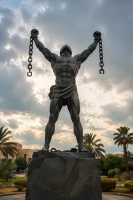 Broken Chains Freedom Monument in Evergreen Garden