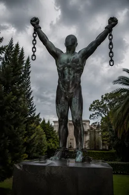 Broken Chains Monument in Evergreen Garden
