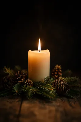 Ivory Candle Flame with Evergreen Wreath
