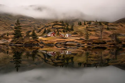 Calm Mountain Lake Reflection at Dawn