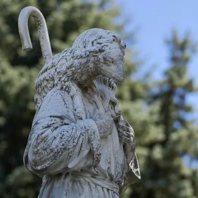 Jesus Good Shepherd Statue with Lamb