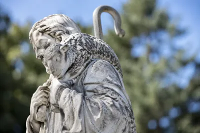 Jesus Good Shepherd Statue with Lamb