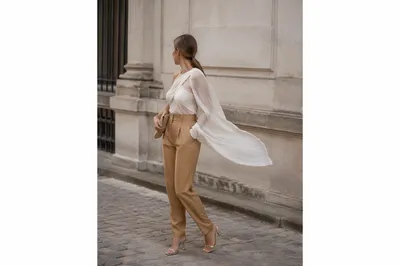 Elegant Street Style Editorial in Neutral Tones