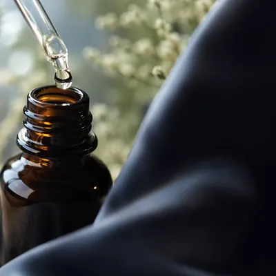 Amber Eye Serum Dropper Macro Beauty