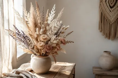Boho Natural Dried Flower Vase Arrangement