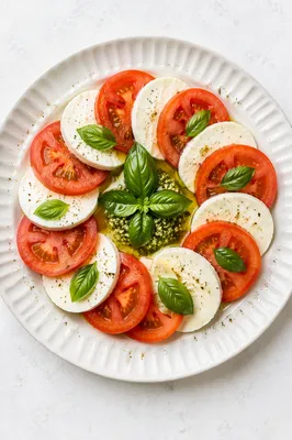 Fresh Caprese Salad with Basil Pesto