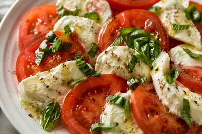 Fresh Caprese Salad With Basil
