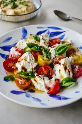 Rustic Caprese Salad with Fresh Mozzarella