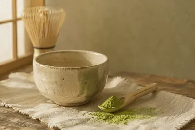 Artisanal Matcha Powder in Bamboo Scoop
