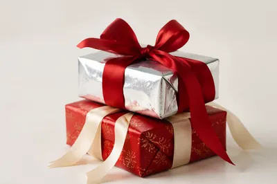 Elegant Christmas Gift Boxes with Ribbons