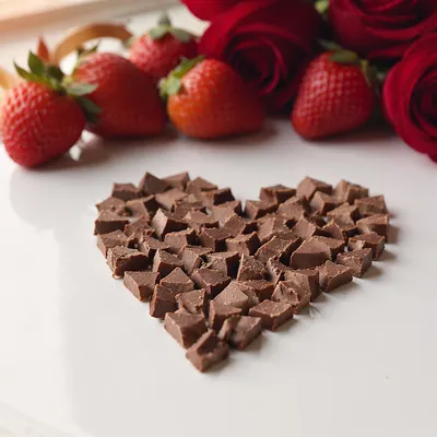 Valentine Chocolate Heart with Roses