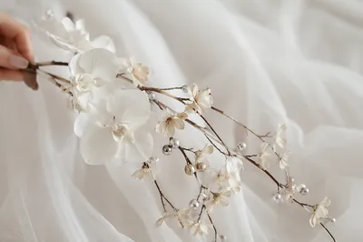 Romantic White Bridal Bouquet Detail
