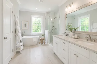 Modern White Bathroom with Clean Tile Design