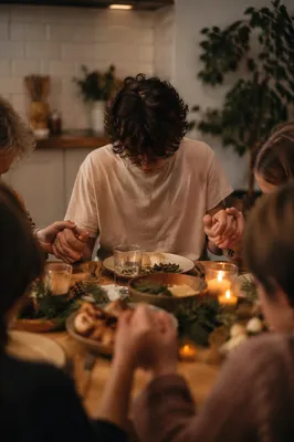 Christian Family Dinner Prayer by Candlelight