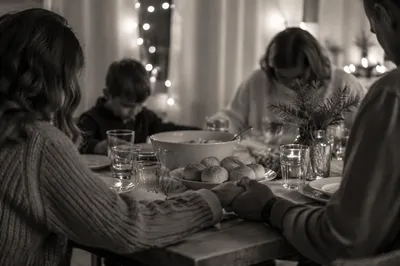 Christian Family Dinner Prayer at Home
