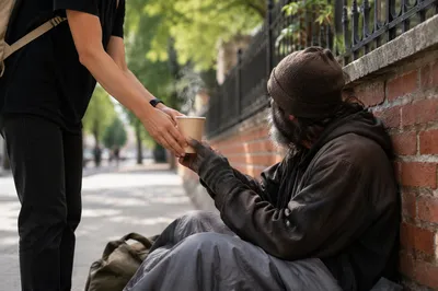 Compassionate Meal Sharing on Urban Sidewalk