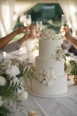 Elegant Three Tier Wedding Cake Reception