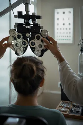 Calm Optometry Exam with Vision Chart