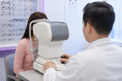 Modern Optometry Eye Exam in Clinic