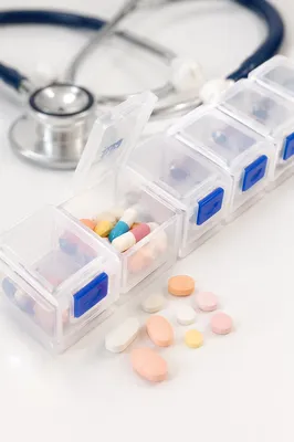 Weekly Pill Organizer with Medicine Capsules