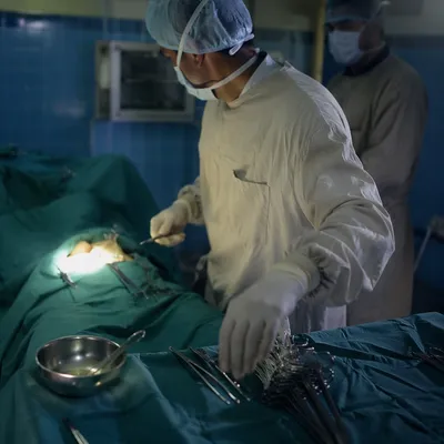 Focused Surgical Team in Operating Room