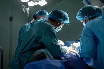 Focused Surgical Team in Operating Room