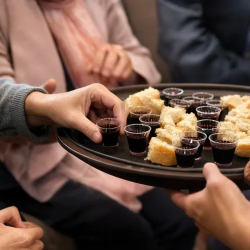 Communion 8