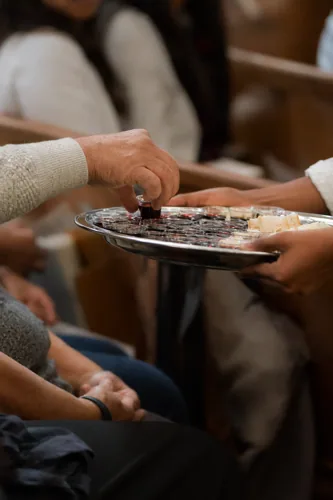 Communion 4