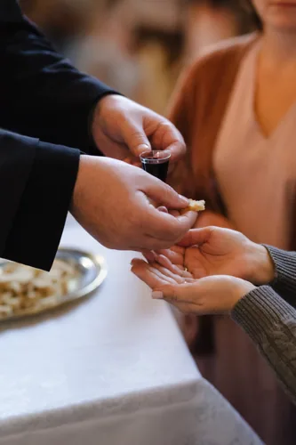 Communion 5