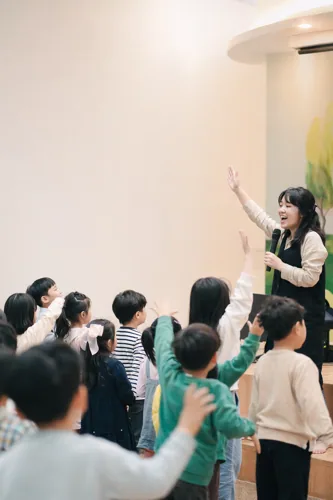 Childrens Ministry background 3