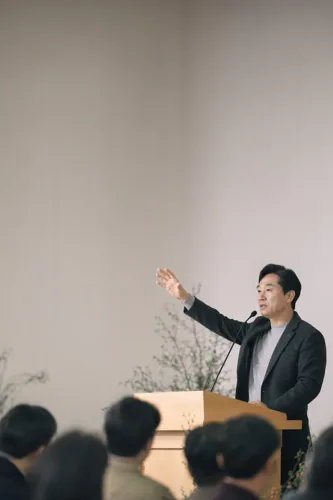 Preaching background 4