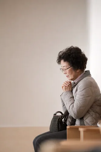 Senior Ministry background 4