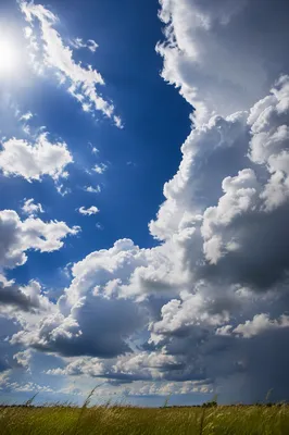Dramatic Blue Sky and Towering Clouds